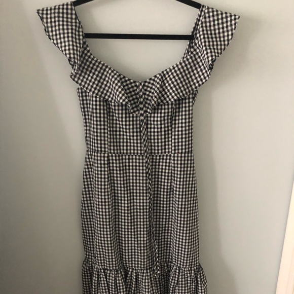 Wayf Dresses & Skirts - Gingham midi dress